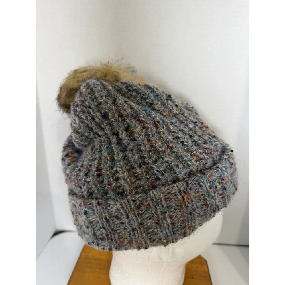 C.C Confetti Knit Beanie Hat Faux Fur Pom Pom Fuzzy Lined Gray One Size NWT